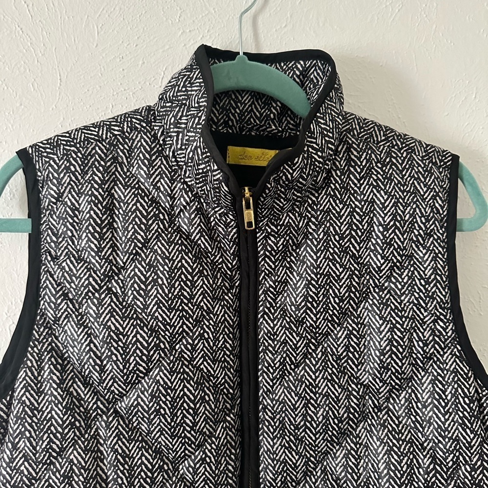 🌟SALE🌟 black and white herringbone vest​​​​​ - Picture 7 of 7